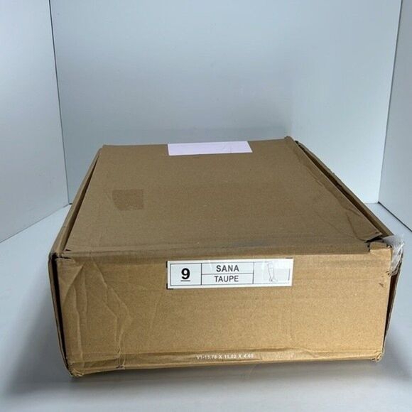 Journee Collection Sana Taupe Over the Knee Boots size 9 - Picture 9 of 10